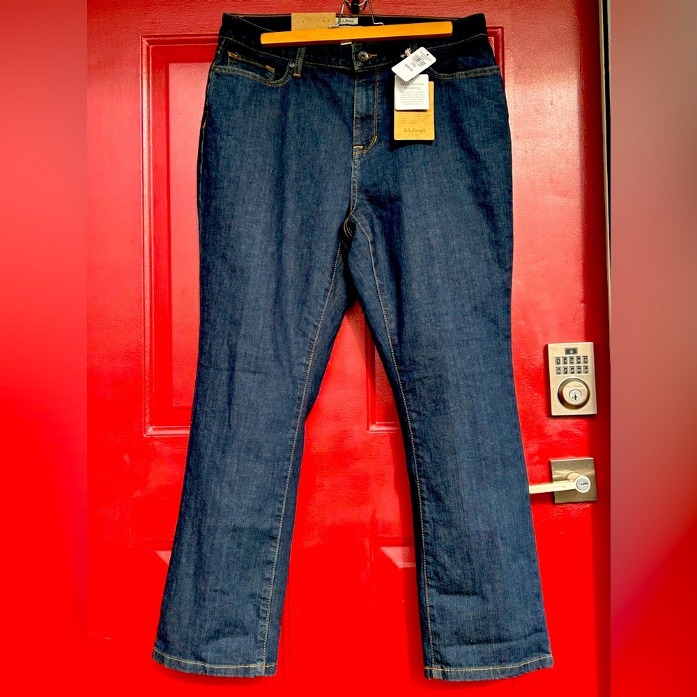 NWT LL BEAN s14P classic fit baby boot cut premium jeans w/stretch Dark rinse